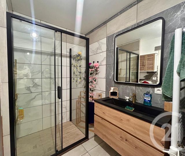 Appartement F2 à vendre - 2 pièces - 43,46 m2 - Le Cannet - 06 - PROVENCE-ALPES-COTE-D-AZUR