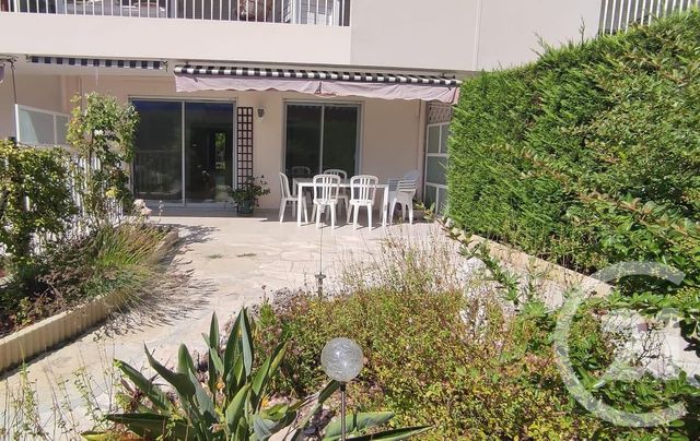 Appartement F3 &agrave; louer - 3 pi&egrave;ces - 75,81 m2 - Le Cannet - 06 - PROVENCE-ALPES-COTE-D-AZUR