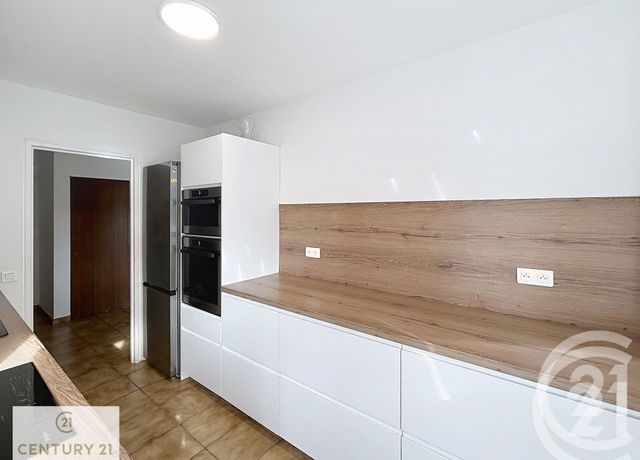 Appartement F4 &agrave; vendre - 4 pi&egrave;ces - 85,80 m2 - Le Cannet - 06 - PROVENCE-ALPES-COTE-D-AZUR