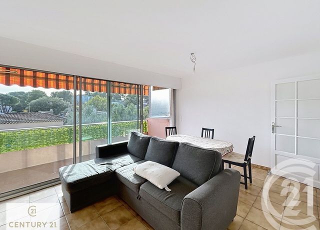 Appartement F4 &agrave; vendre - 4 pi&egrave;ces - 85,80 m2 - Le Cannet - 06 - PROVENCE-ALPES-COTE-D-AZUR