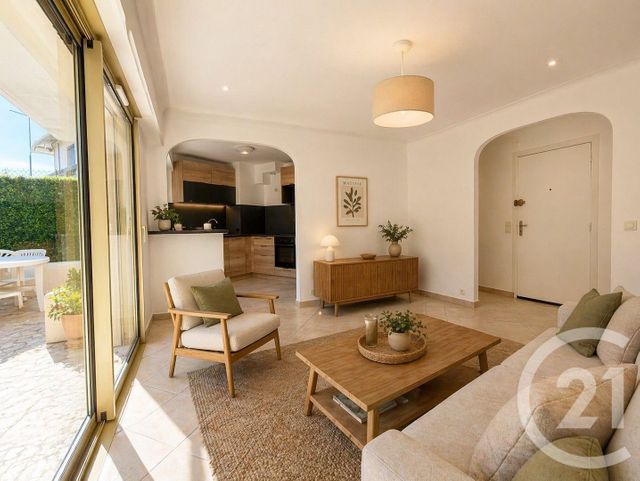Appartement F2 &agrave; vendre - 2 pi&egrave;ces - 48,67 m2 - Le Cannet - 06 - PROVENCE-ALPES-COTE-D-AZUR