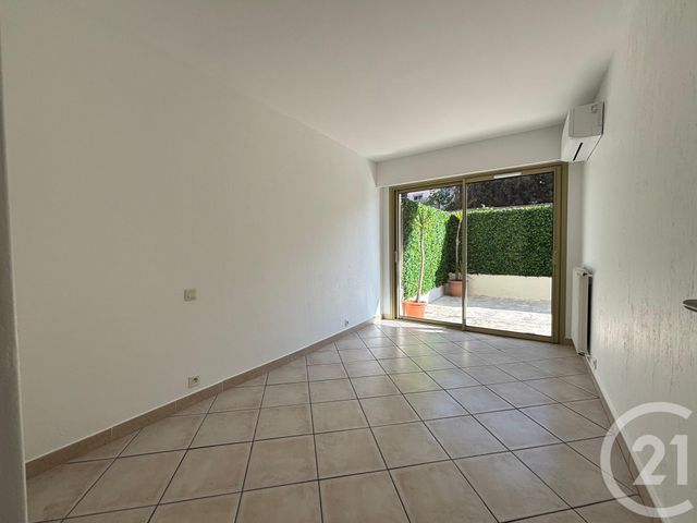 Appartement F2 &agrave; vendre - 2 pi&egrave;ces - 48,67 m2 - Le Cannet - 06 - PROVENCE-ALPES-COTE-D-AZUR