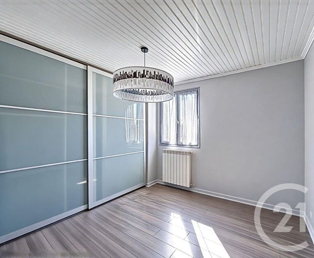 Appartement F3 &agrave; vendre - 3 pi&egrave;ces - 82,78 m2 - Le Cannet - 06 - PROVENCE-ALPES-COTE-D-AZUR