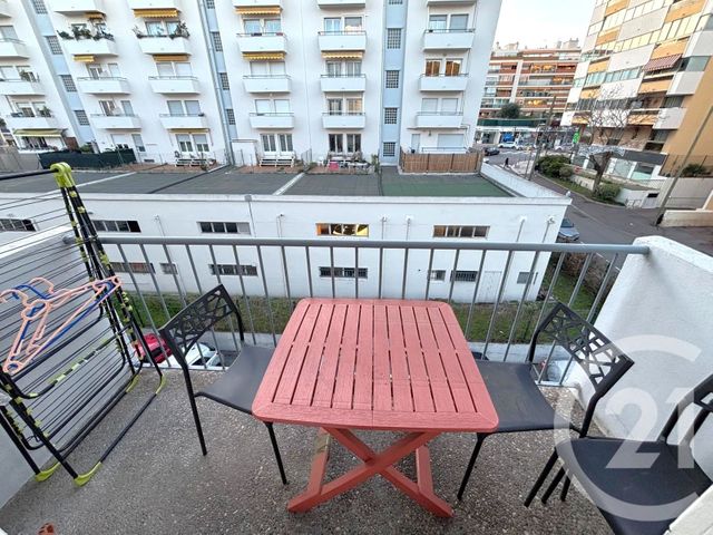 Appartement F2 &agrave; vendre - 2 pi&egrave;ces - 41,90 m2 - Le Cannet - 06 - PROVENCE-ALPES-COTE-D-AZUR