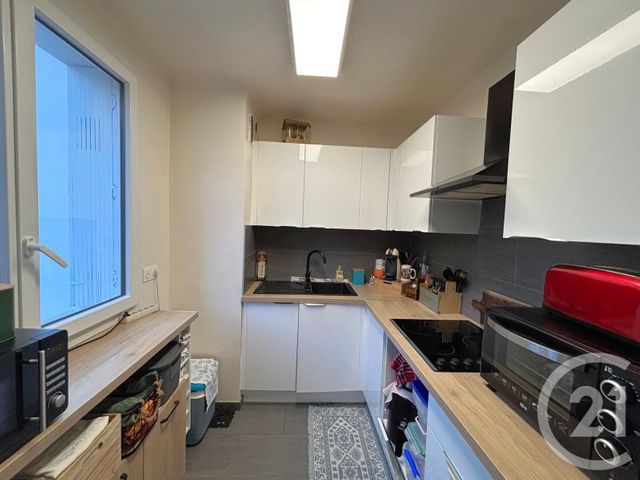 Appartement F2 &agrave; vendre - 2 pi&egrave;ces - 41,90 m2 - Le Cannet - 06 - PROVENCE-ALPES-COTE-D-AZUR