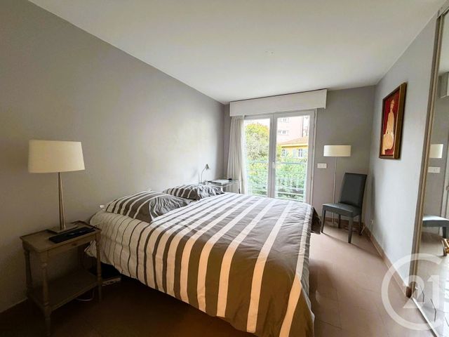 Appartement F3 &agrave; vendre - 3 pi&egrave;ces - 81,70 m2 - Le Cannet - 06 - PROVENCE-ALPES-COTE-D-AZUR