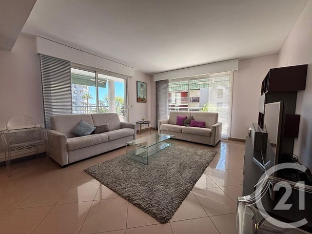 Appartement F3 &agrave; vendre - 3 pi&egrave;ces - 81,70 m2 - Le Cannet - 06 - PROVENCE-ALPES-COTE-D-AZUR