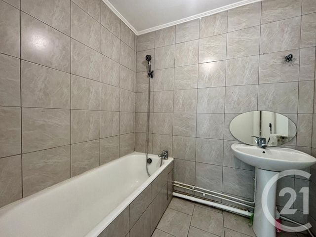 Appartement F2 &agrave; vendre - 2 pi&egrave;ces - 43,91 m2 - Le Cannet - 06 - PROVENCE-ALPES-COTE-D-AZUR