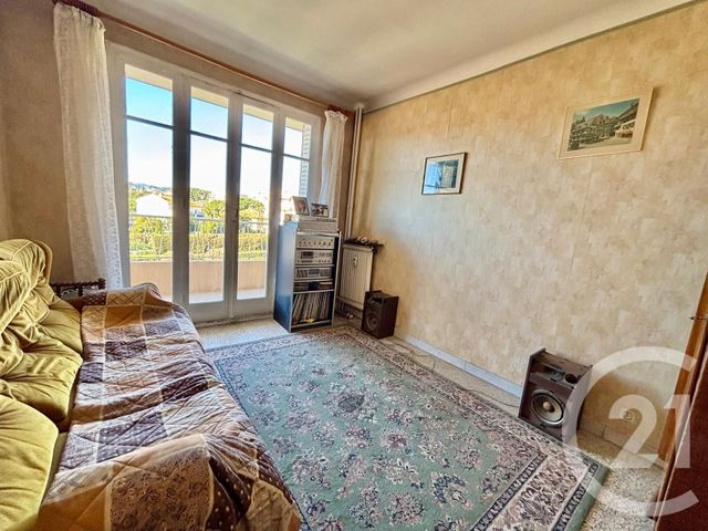 Appartement F4 &agrave; vendre - 4 pi&egrave;ces - 68,50 m2 - Le Cannet - 06 - PROVENCE-ALPES-COTE-D-AZUR