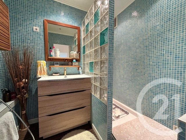 Appartement F4 &agrave; vendre - 4 pi&egrave;ces - 82,04 m2 - Le Cannet - 06 - PROVENCE-ALPES-COTE-D-AZUR