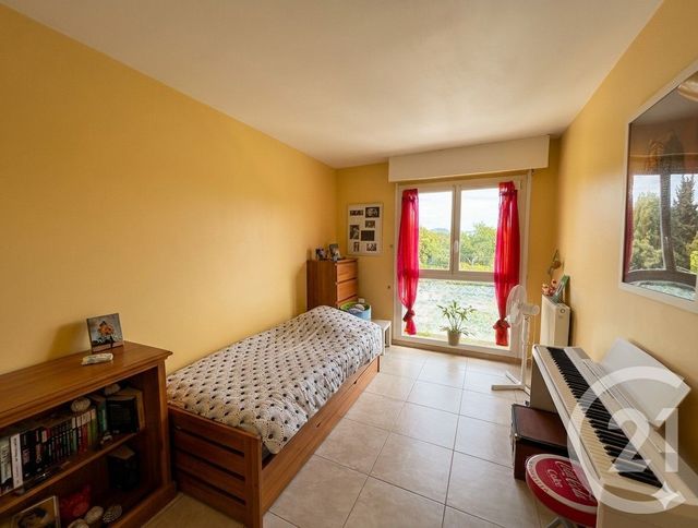 Appartement F4 &agrave; vendre - 4 pi&egrave;ces - 82,04 m2 - Le Cannet - 06 - PROVENCE-ALPES-COTE-D-AZUR