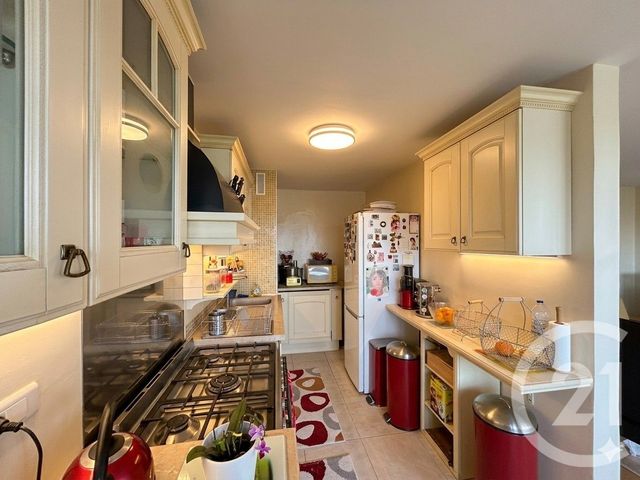 Appartement F4 &agrave; vendre - 4 pi&egrave;ces - 82,04 m2 - Le Cannet - 06 - PROVENCE-ALPES-COTE-D-AZUR