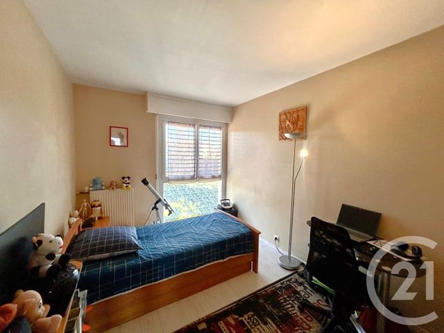 Appartement F4 &agrave; vendre - 4 pi&egrave;ces - 82,04 m2 - Le Cannet - 06 - PROVENCE-ALPES-COTE-D-AZUR