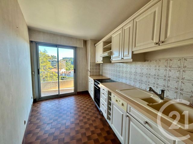 Appartement F3 &agrave; vendre - 3 pi&egrave;ces - 79,86 m2 - Le Cannet - 06 - PROVENCE-ALPES-COTE-D-AZUR