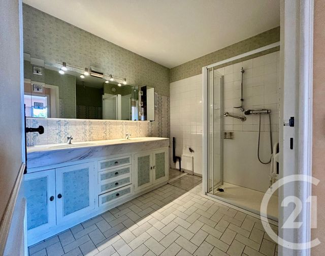 Appartement F3 &agrave; vendre - 3 pi&egrave;ces - 79,86 m2 - Le Cannet - 06 - PROVENCE-ALPES-COTE-D-AZUR