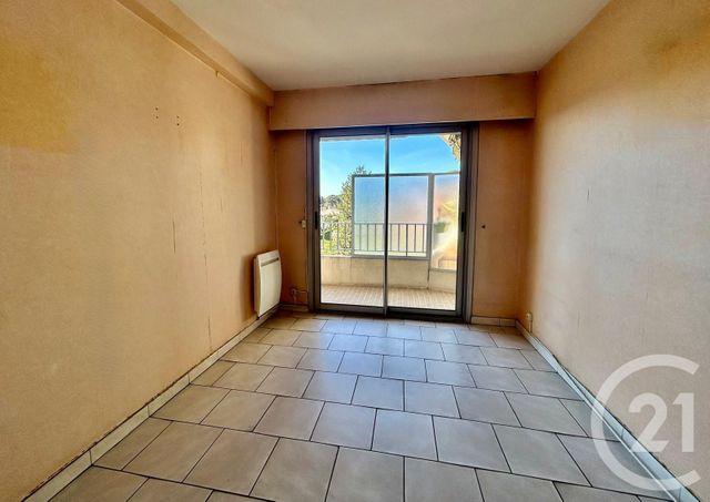 Appartement F3 &agrave; vendre - 3 pi&egrave;ces - 79,86 m2 - Le Cannet - 06 - PROVENCE-ALPES-COTE-D-AZUR