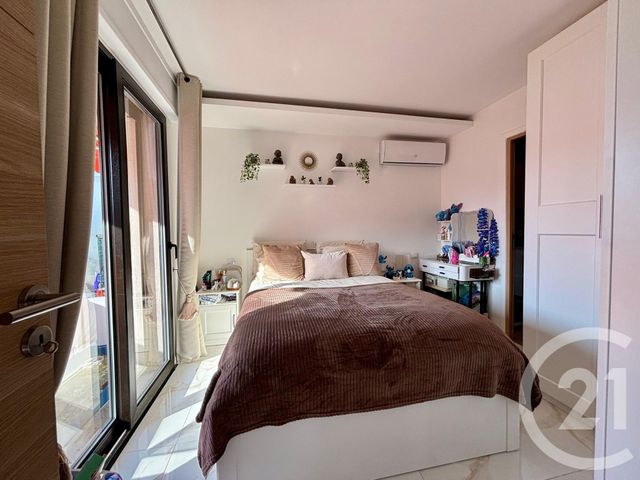 Appartement F4 &agrave; vendre - 4 pi&egrave;ces - 70,56 m2 - Le Cannet - 06 - PROVENCE-ALPES-COTE-D-AZUR