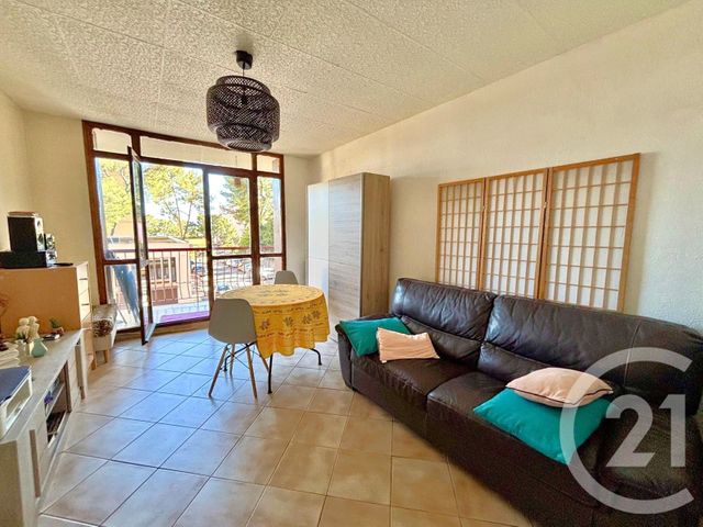 Appartement F3 &agrave; vendre - 3 pi&egrave;ces - 51,67 m2 - Le Cannet - 06 - PROVENCE-ALPES-COTE-D-AZUR