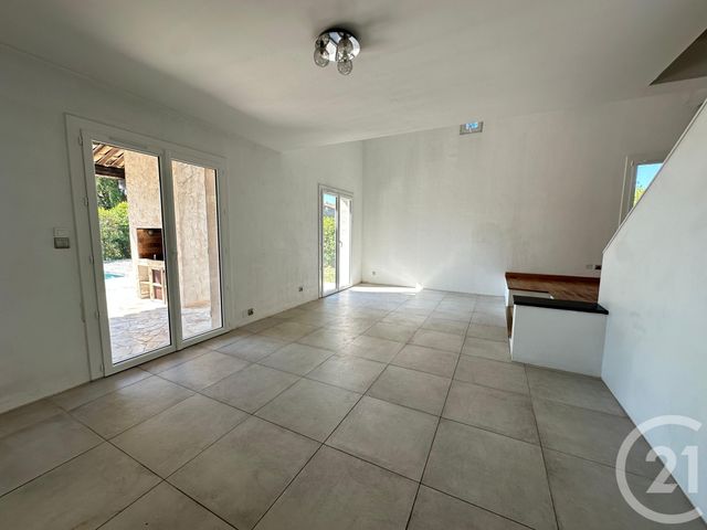 Maison &agrave; louer - 6 pi&egrave;ces - 191,21 m2 - Mandelieu La Napoule - 06 - PROVENCE-ALPES-COTE-D-AZUR