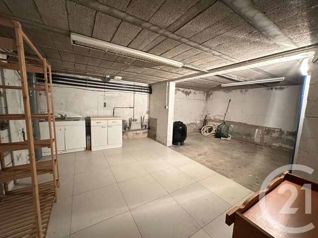 Maison &agrave; louer - 6 pi&egrave;ces - 191,21 m2 - Mandelieu La Napoule - 06 - PROVENCE-ALPES-COTE-D-AZUR