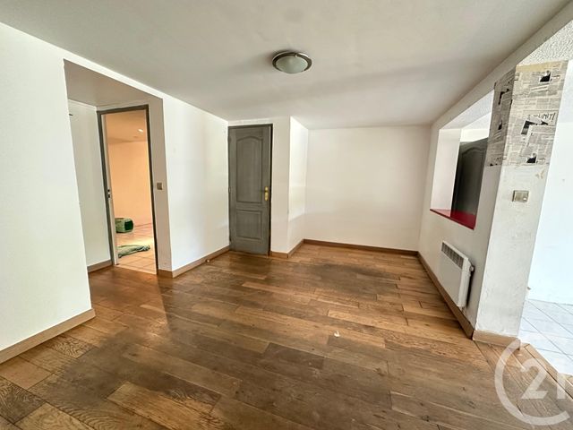 Maison &agrave; louer - 6 pi&egrave;ces - 191,21 m2 - Mandelieu La Napoule - 06 - PROVENCE-ALPES-COTE-D-AZUR