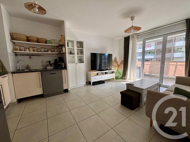Appartement F3 &agrave; vendre - 3 pi&egrave;ces - 60,70 m2 - Cannes La Bocca - 06 - PROVENCE-ALPES-COTE-D-AZUR