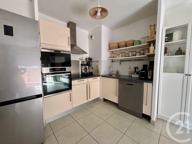 Appartement F3 &agrave; vendre - 3 pi&egrave;ces - 60,70 m2 - Cannes La Bocca - 06 - PROVENCE-ALPES-COTE-D-AZUR
