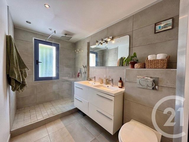 Appartement F3 &agrave; vendre - 3 pi&egrave;ces - 56,03 m2 - Le Cannet - 06 - PROVENCE-ALPES-COTE-D-AZUR