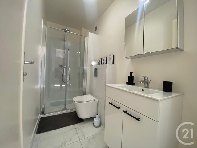 Appartement F1 &agrave; louer - 1 pi&egrave;ce - 37,50 m2 - Cannes - 06 - PROVENCE-ALPES-COTE-D-AZUR