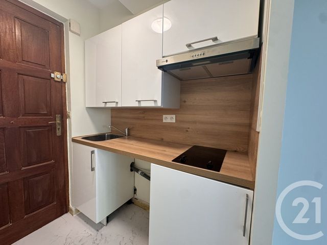 Appartement F1 &agrave; louer - 1 pi&egrave;ce - 17,67 m2 - Cannes - 06 - PROVENCE-ALPES-COTE-D-AZUR