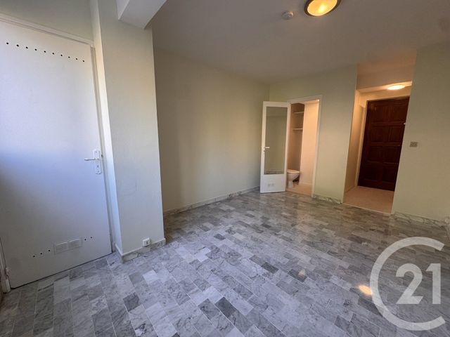 Appartement F1 &agrave; louer - 1 pi&egrave;ce - 17,67 m2 - Cannes - 06 - PROVENCE-ALPES-COTE-D-AZUR