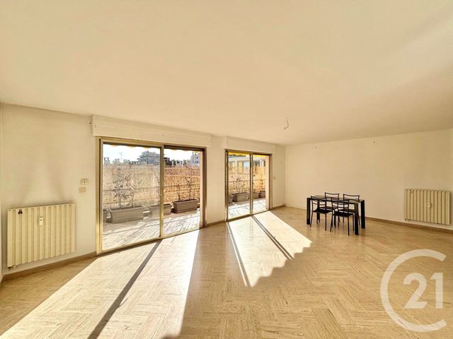 Appartement F4 &agrave; vendre - 4 pi&egrave;ces - 112,89 m2 - Cannes - 06 - PROVENCE-ALPES-COTE-D-AZUR
