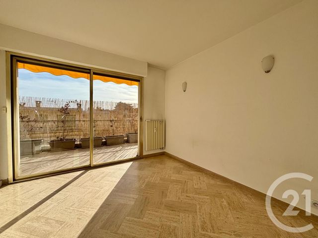 Appartement F4 &agrave; vendre - 4 pi&egrave;ces - 112,89 m2 - Cannes - 06 - PROVENCE-ALPES-COTE-D-AZUR