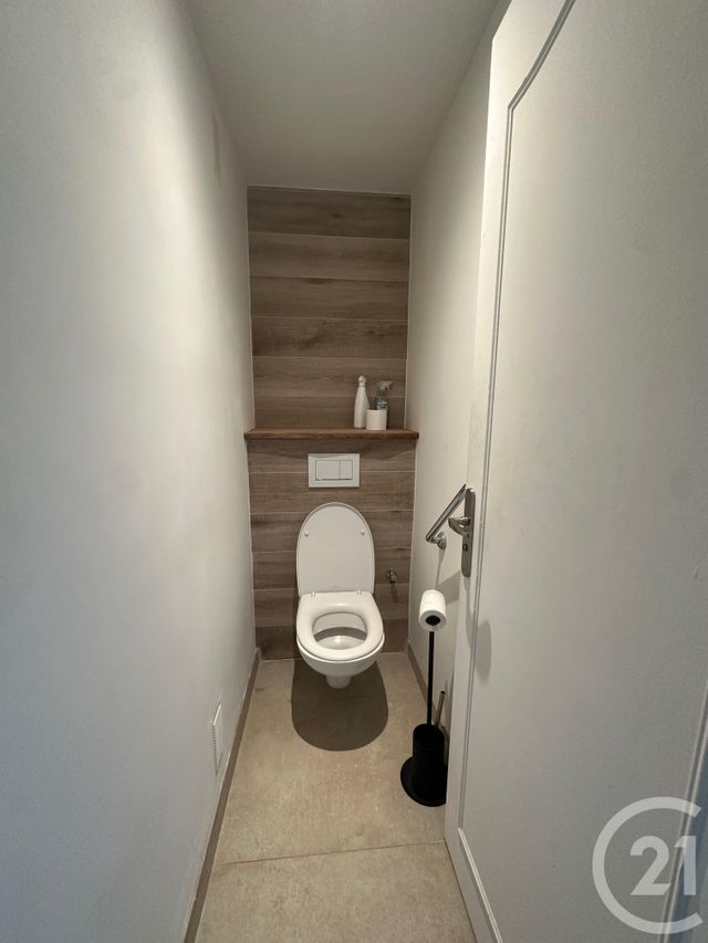 Appartement &agrave; louer - 3 pi&egrave;ces - 62,52 m2 - Le Cannet - 06 - PROVENCE-ALPES-COTE-D-AZUR