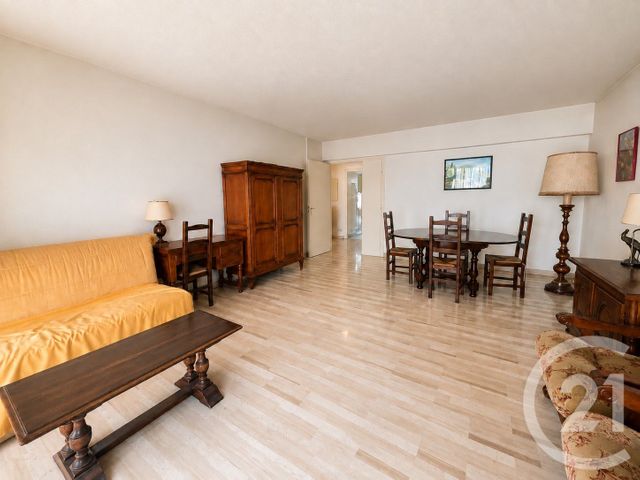 Appartement F3 &agrave; vendre - 3 pi&egrave;ces - 71,20 m2 - Le Cannet - 06 - PROVENCE-ALPES-COTE-D-AZUR
