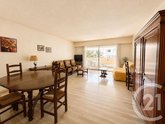 Appartement F3 &agrave; vendre - 3 pi&egrave;ces - 71,20 m2 - Le Cannet - 06 - PROVENCE-ALPES-COTE-D-AZUR