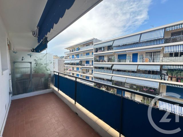 Appartement Studio &agrave; louer - 1 pi&egrave;ce - 26,53 m2 - Cannes - 06 - PROVENCE-ALPES-COTE-D-AZUR