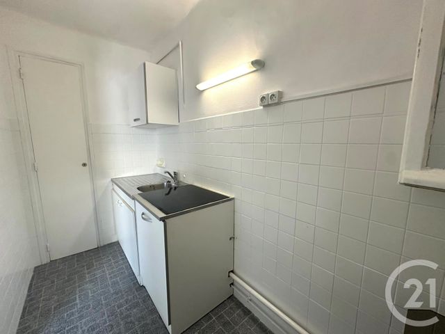 Appartement Studio &agrave; louer - 1 pi&egrave;ce - 26,53 m2 - Cannes - 06 - PROVENCE-ALPES-COTE-D-AZUR