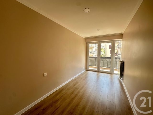 Appartement F3 &agrave; louer - 3 pi&egrave;ces - 64,69 m2 - Le Cannet - 06 - PROVENCE-ALPES-COTE-D-AZUR