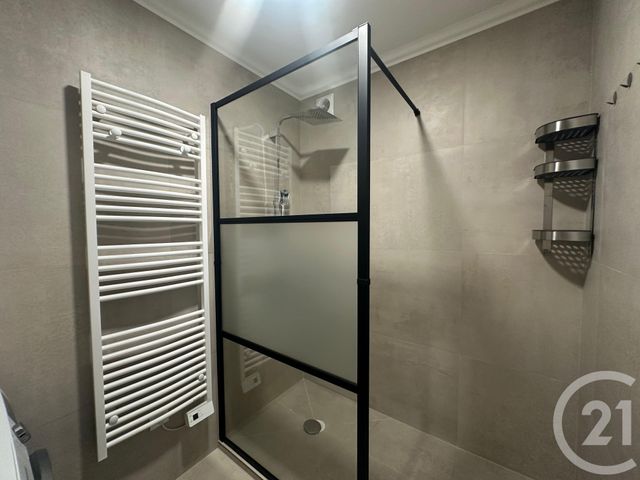 Appartement F3 &agrave; louer - 3 pi&egrave;ces - 64,69 m2 - Le Cannet - 06 - PROVENCE-ALPES-COTE-D-AZUR