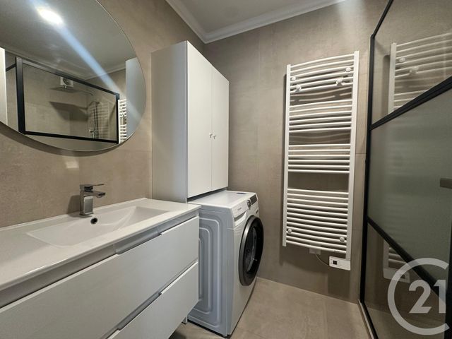 Appartement F3 &agrave; louer - 3 pi&egrave;ces - 64,69 m2 - Le Cannet - 06 - PROVENCE-ALPES-COTE-D-AZUR