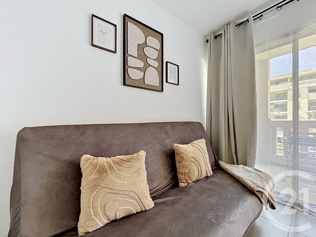 Appartement &agrave; louer - 2 pi&egrave;ces - 27,58 m2 - Cannes - 06 - PROVENCE-ALPES-COTE-D-AZUR