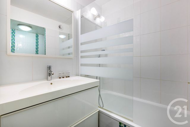 Appartement &agrave; louer - 2 pi&egrave;ces - 27,58 m2 - Cannes - 06 - PROVENCE-ALPES-COTE-D-AZUR