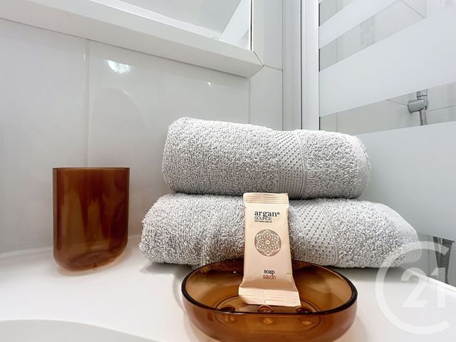 Appartement &agrave; louer - 2 pi&egrave;ces - 27,58 m2 - Cannes - 06 - PROVENCE-ALPES-COTE-D-AZUR
