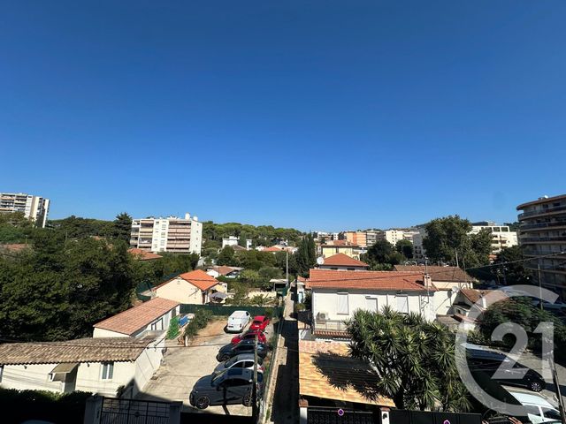 Appartement F1 &agrave; louer - 1 pi&egrave;ce - 30,48 m2 - Le Cannet - 06 - PROVENCE-ALPES-COTE-D-AZUR