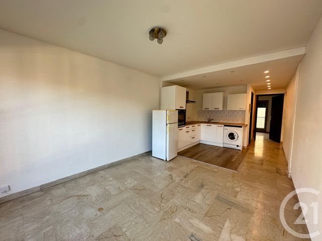 Appartement F2 &agrave; louer - 2 pi&egrave;ces - 44,25 m2 - Le Cannet - 06 - PROVENCE-ALPES-COTE-D-AZUR