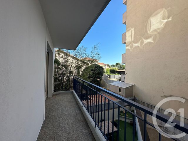 Appartement F2 &agrave; louer - 2 pi&egrave;ces - 44,25 m2 - Le Cannet - 06 - PROVENCE-ALPES-COTE-D-AZUR