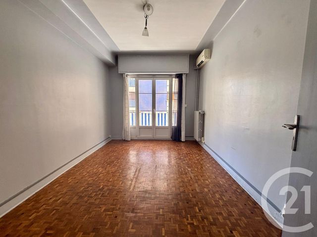 Appartement F2 &agrave; vendre - 2 pi&egrave;ces - 57,31 m2 - Cannes - 06 - PROVENCE-ALPES-COTE-D-AZUR