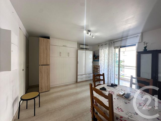 Appartement F1 &agrave; louer - 1 pi&egrave;ce - 26,33 m2 - Le Cannet - 06 - PROVENCE-ALPES-COTE-D-AZUR
