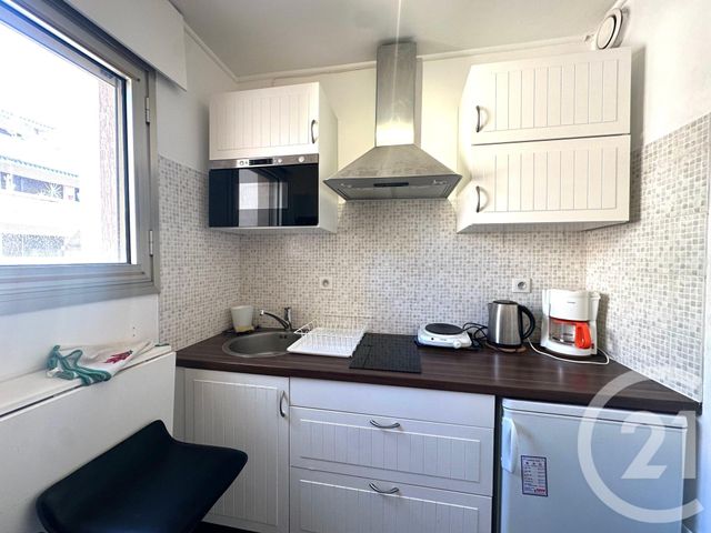 Appartement F1 &agrave; louer - 1 pi&egrave;ce - 26,33 m2 - Le Cannet - 06 - PROVENCE-ALPES-COTE-D-AZUR